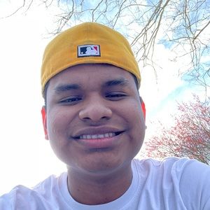 Meet your Posher, Luisangel